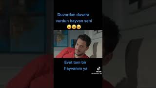 Resmen Duvardan Duvara Vurdun Beni Be Hayvan