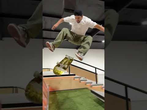 Bump To Barrier Varial Heelflip