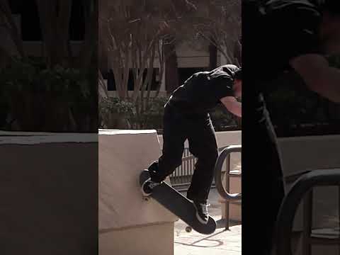 Watch Jesse’s new video part “AUGUSTUS” #skateboarding #pizza #jessevieira #shorts