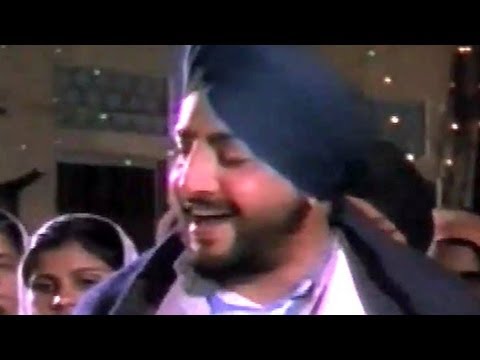 Main Sobha Sun Ke Aaya - Gurdas Mann Ucha Dar Babe Nanak Da...
