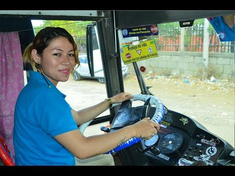 Ingrid Gonzรกlez: La mujer busera de Managua