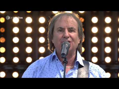 Hold On (I'm On My Way) Video