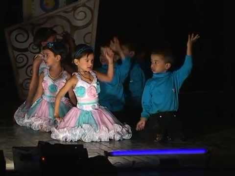 Dete Kon Performed by Kartik & Group