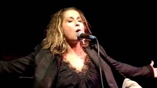 Watch Heidi Newfield What Am I Waiting For video