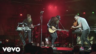 Passion - Hundred Miles (Live) Ft. Crowder