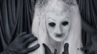 Watch Sara Noxx Colder And Colder video
