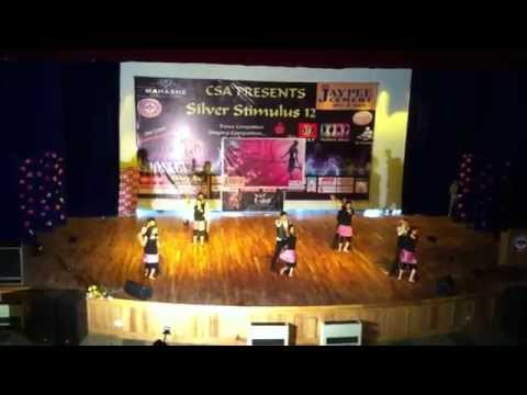 Dance on kudiyan nu thag le..ekk din teri rahon mein ....
