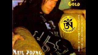 Watch Neil Young Let It Shine video
