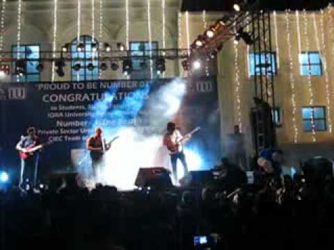 Ali Azmat-Bomb Bomb Phata