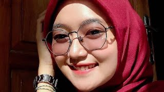 Jilbab Merah Pemersatu Bangsa