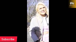 Money Talk Beautiful Street Girl Need A Money Public Agent