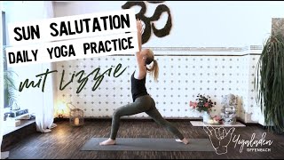 Daily short Yoga Routine | 15 Min Practice mit Lizzie
