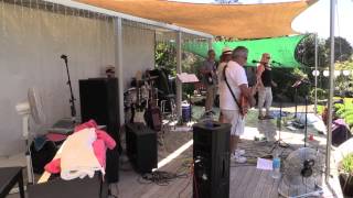 Watch Dave Dobbyn Devil You Know video