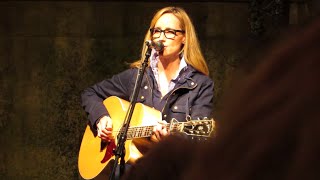 Watch Chely Wright I Love You Enough To Let You Go video
