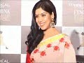 sakshi tanwar kiss