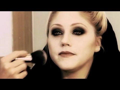 How to Create Your Own Twilight New Moon