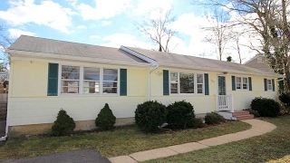 325 Windward Ave