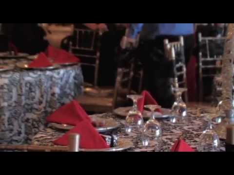 Black and White with Red Damask Linens and Decorations by Los Gatitos