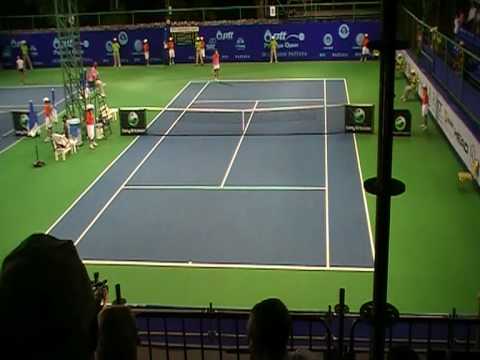 Tamarine タナスガーン  vs． Alla Kudryavtseva 1st round Pattaya PTT Open 2010 Part 4