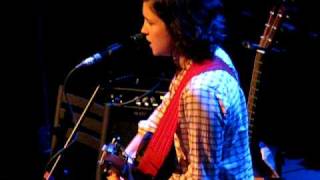 Watch Missy Higgins The Battle video