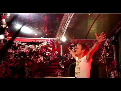 Armin van Buuren Live at Tomorrowland 2013 (Full DJ Set) Armin van Buuren Live at Tomorrowland 2013 (Full DJ Set) klip izle