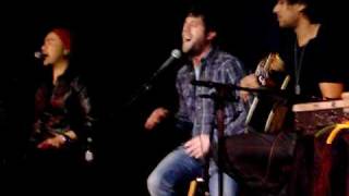 Watch Elliott Yamin Let Love Be video