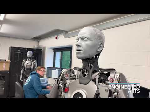 Ameca Humanoid Robot AI Platform - YouTube (12月05日 18:30 / 7 users)