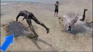 Hombre se zambulle en un agujero en la playa, descubre un mundo inimaginable