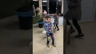 Dança Da Cadeira