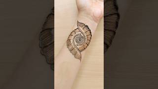 Letest Mehandi Design For Beginners
