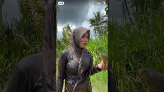 The Women Killing Fish