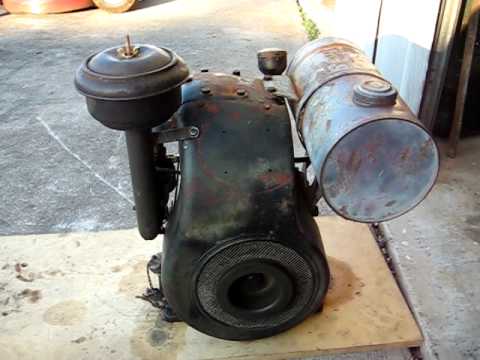 1943 Briggs & Stratton ZZ engine