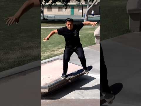 The NAC No Look 🙈 Feat. Joel Perez 360 Flip Krook #skateboard #skate