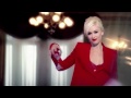 Gwen Stefani L'Oreal Paris Commercial for Infalliable Le Rouge Lip Color