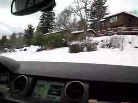 Land Rover LR3 Discovery 3 in Snow