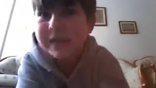 Ni̇ye Abone Olmuyorsunuz Neden Vi̇deoma Li̇ke Atmiyorsunuz Ben Dei̇li̇m Şaka Amaçlidir