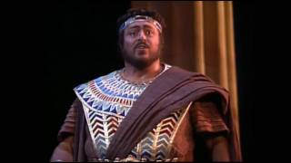 Watch Luciano Pavarotti Celeste Aida video