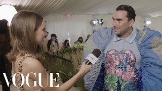Dan Levy Gets Wedding Vibes From The Met Gala Met Gala 2021 With Emma Chamberlain Vogue