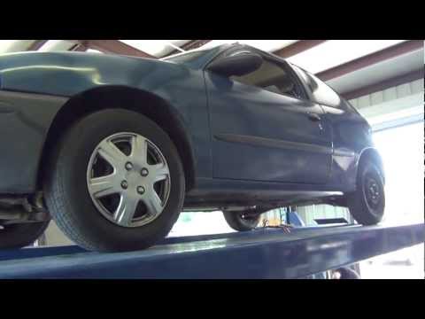 AFTERMARKET TRAILER HITCH FOR A GEO METRO 2 DOOR HATCHBACK MADE BY CURT MANUFACTORS MODEL 11036