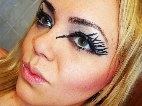 zebra eye makeup. zebra eye makeup. How To Do Zebra Make-up