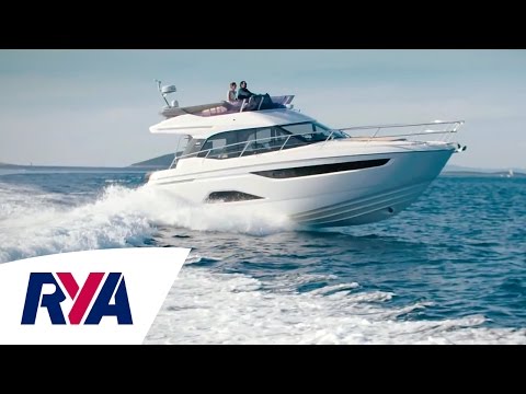First Look - Bavaria R40 - Step on board the latest Motor Yacht launched at London Boat Show