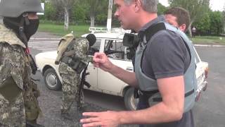 Автомобиль мирного жителя укрвойска расстреляли за георгиевскую ленточку