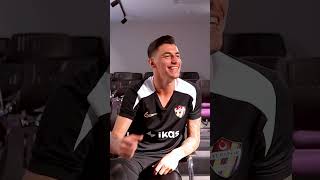 IcyRtyj_AlI Video Image