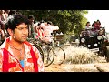 बनल बाप क बिगड़ी औलाद, खड़े हुए रिक्शा वालो के उपर गंदा पानी फेका - Nirahua, Aamrapali Action Scene