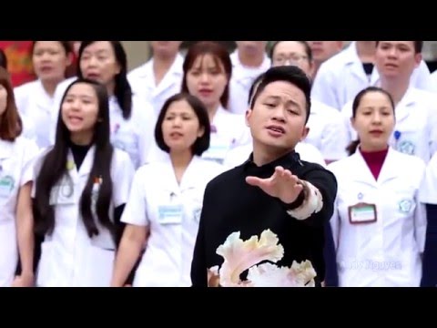 Tùng Dương hát ca ngợi Thầy thuốc Việt Nam
