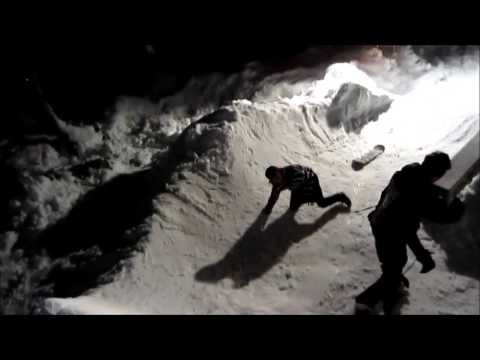 Backward snow sk8 session in Whistler