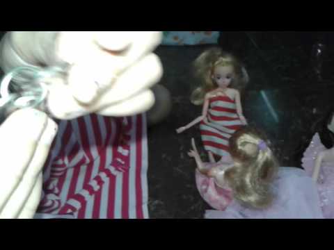 Tiệm thời trang của búp bê Barbie