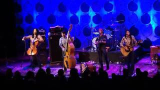 Watch Avett Brothers 40 East video