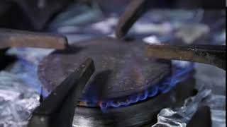 Gas Cooker With Flame. Free Footage / Газовая Конфорка С Пламенем