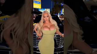 Nicolette Shea Modelling 2025